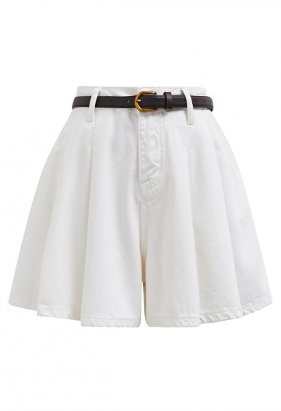 Summer Staple Pleated Belt Denim Shorts in White