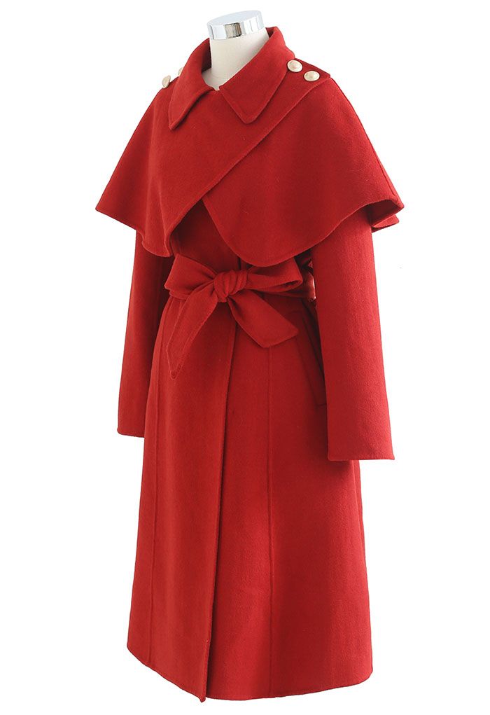 معطف طويل من الصوف المخلوط مع كتف كيب باللون الأحمر