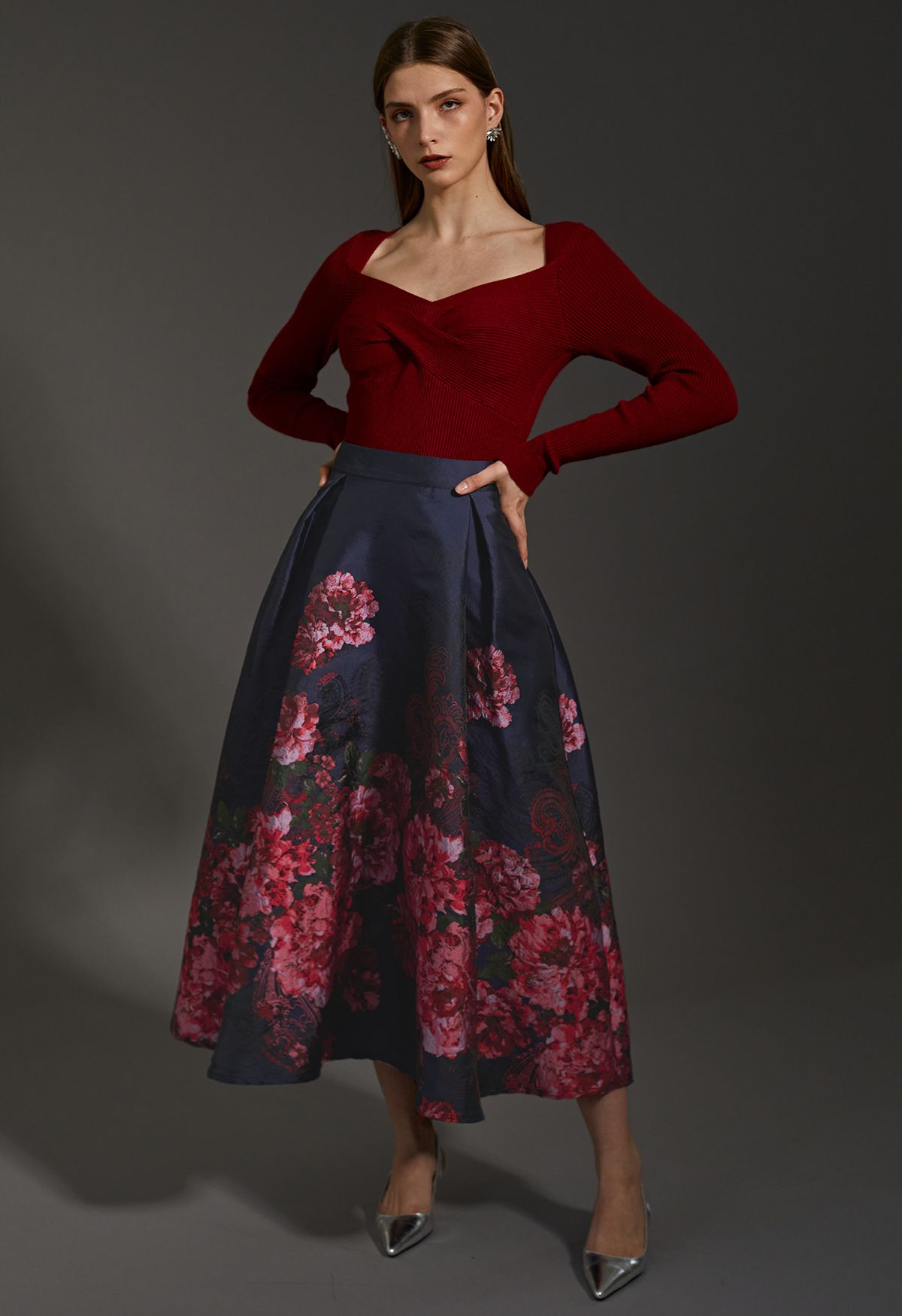 Bewitching Peony Jacquard Flare Skirt in Navy