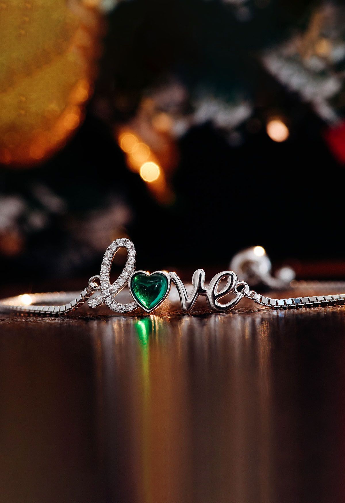 Love Sign Heart Shape Emerald Bracelet