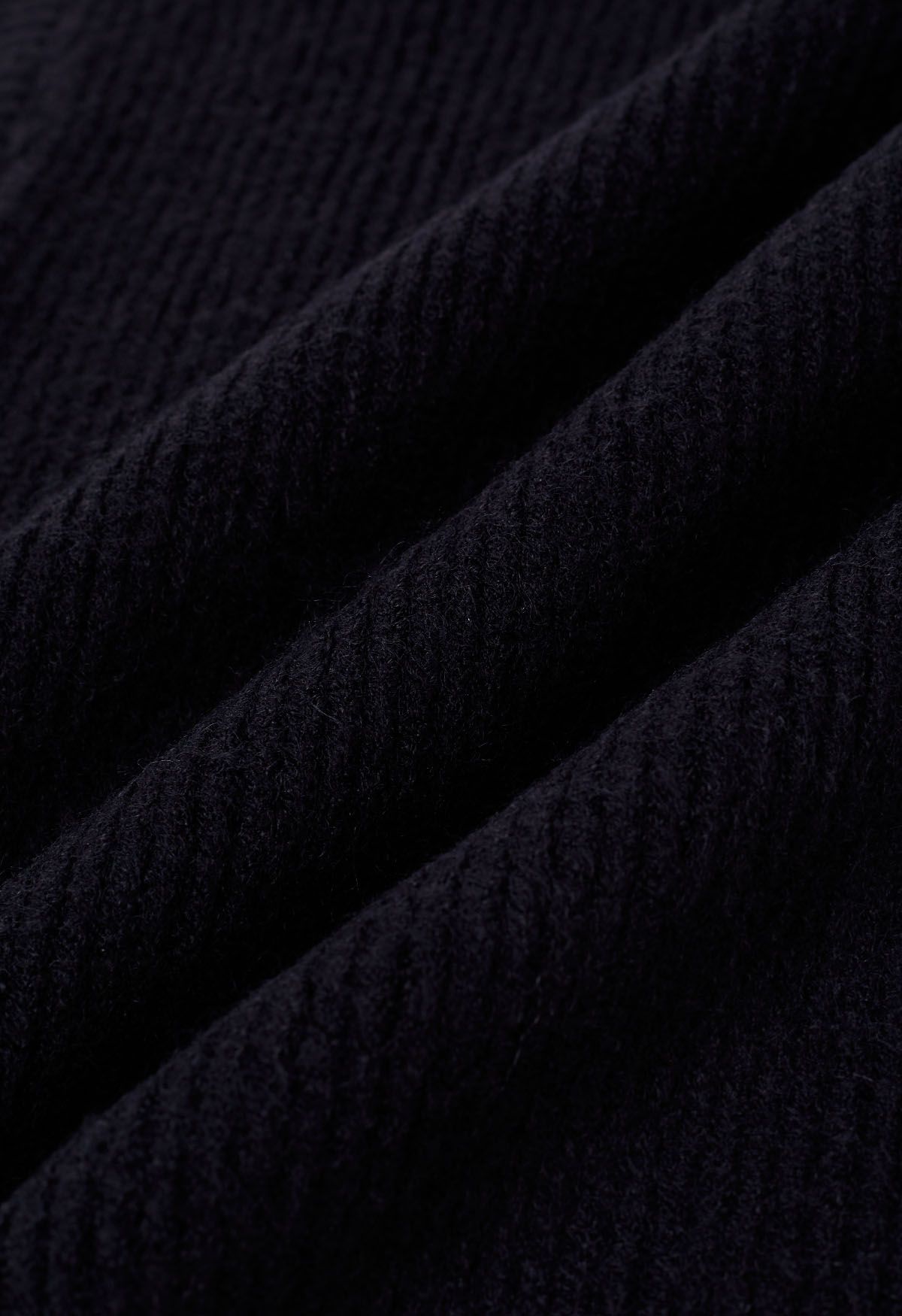 Solid Turtleneck Knit Vest in Black