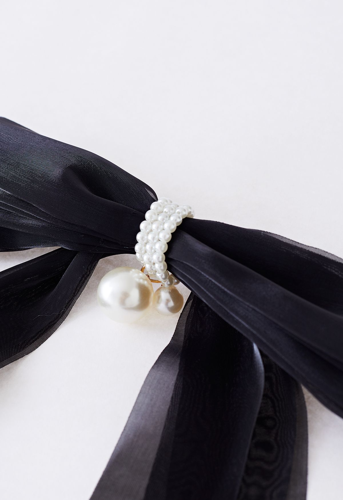 Organza Bowknot Pearl Hair Clip in Black