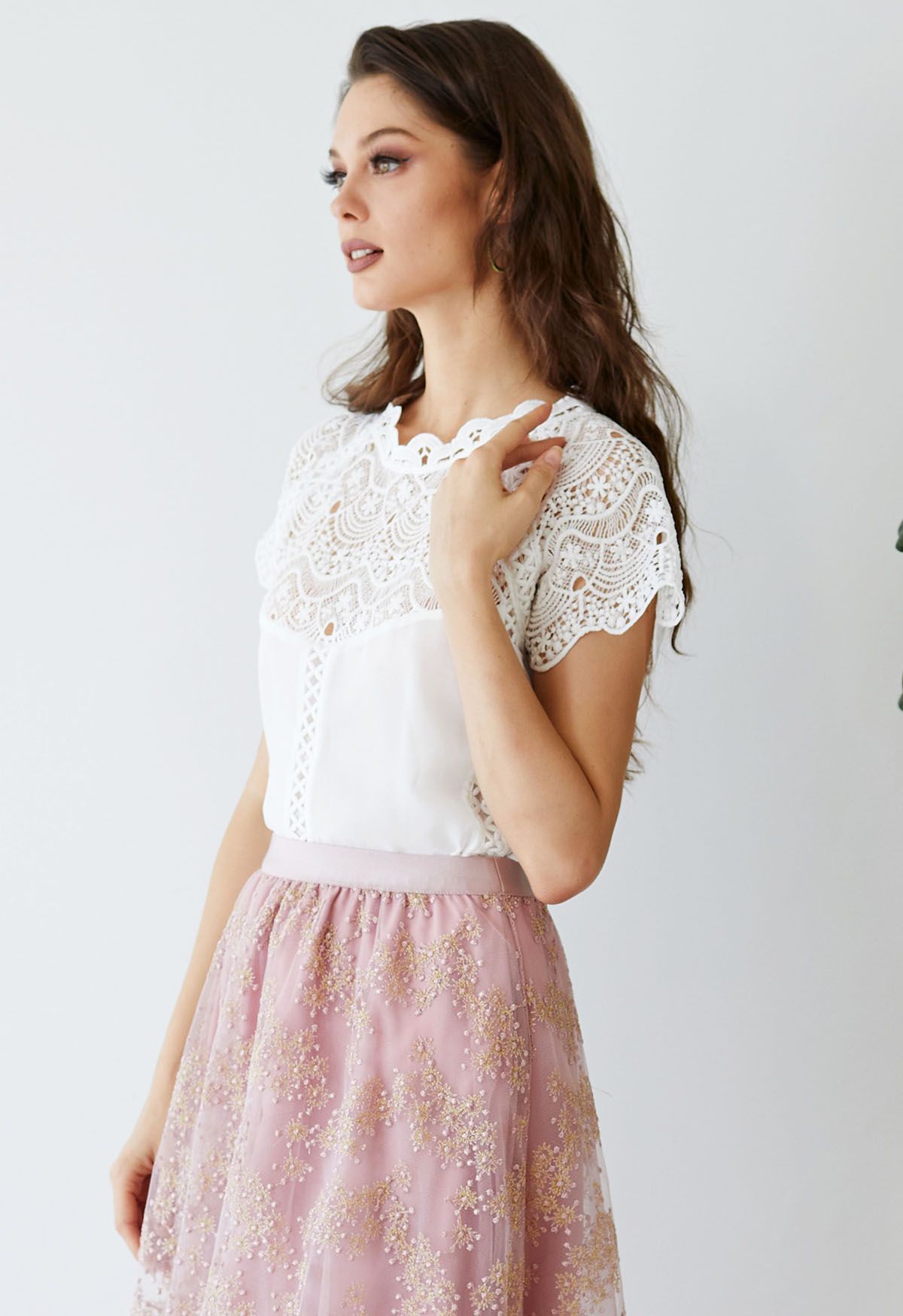 Scallop Lace Panelled Chiffon Top in White