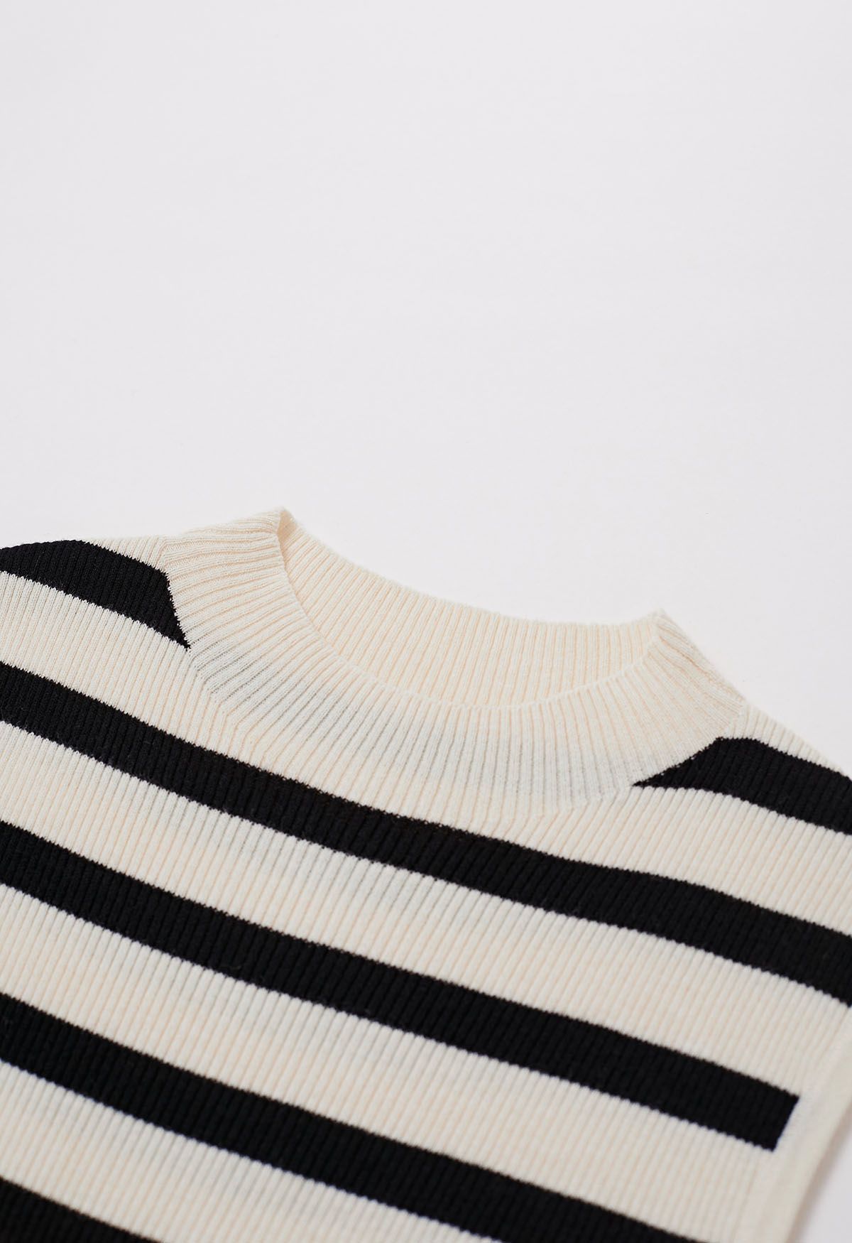 Contrast Stripe Sleeveless Knit Top in Ivory