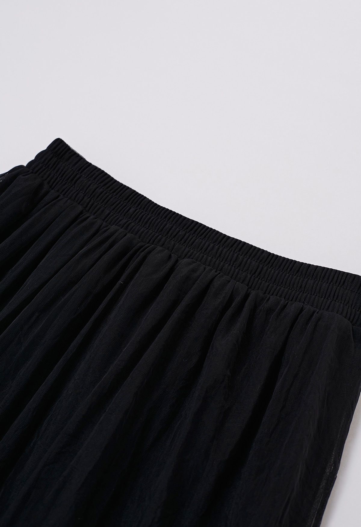 Ruffles Adorned Mesh Tulle Midi Skirt in Black