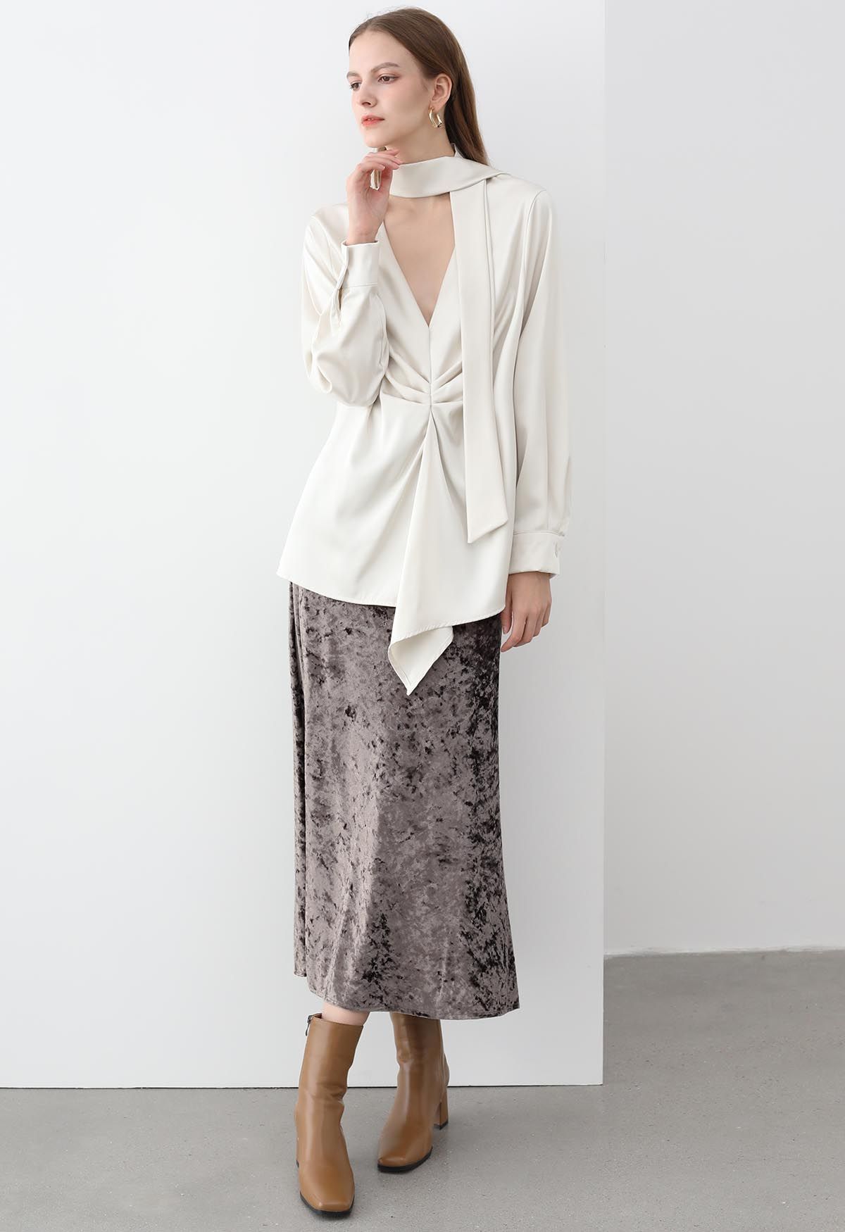 Soft Velvet High-Waist Maxi Skirt in Khaki