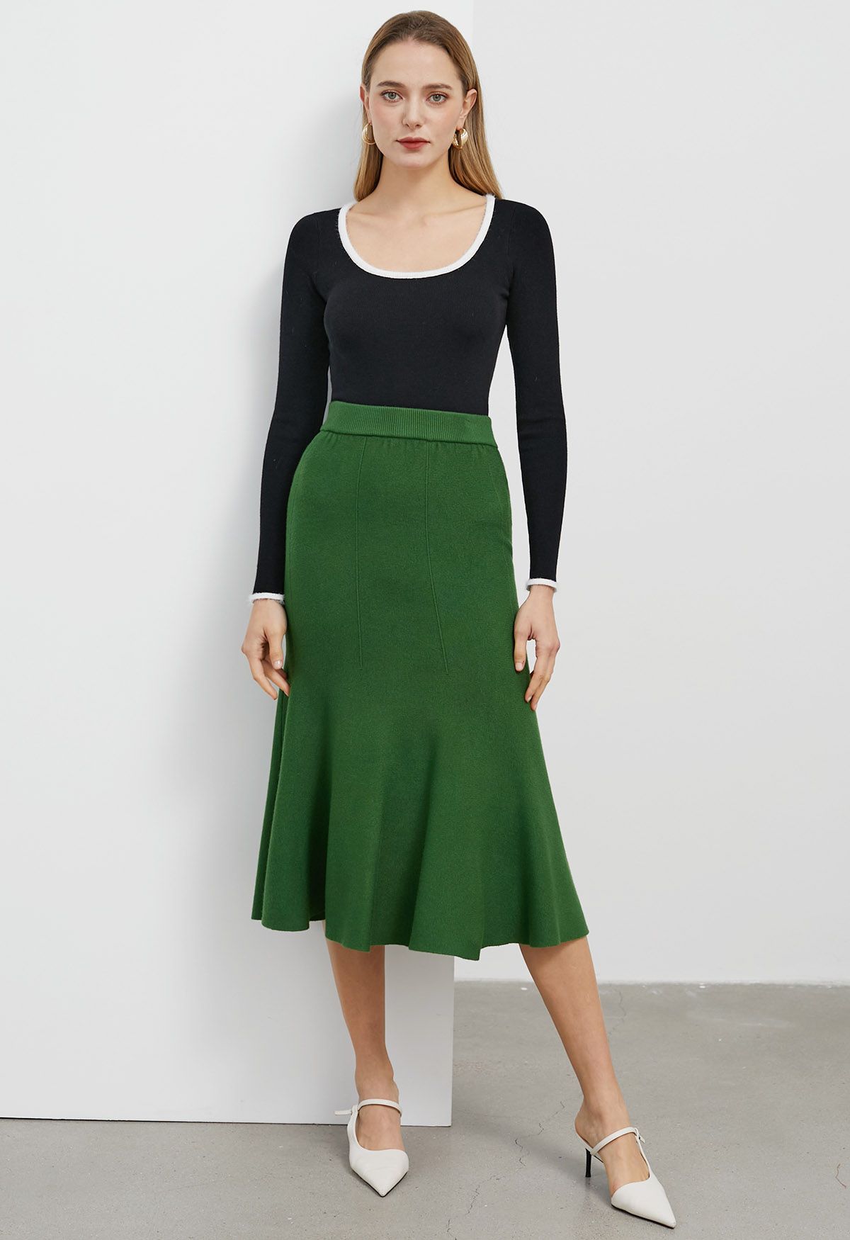 Frilling Hem Knit Midi Skirt in Green