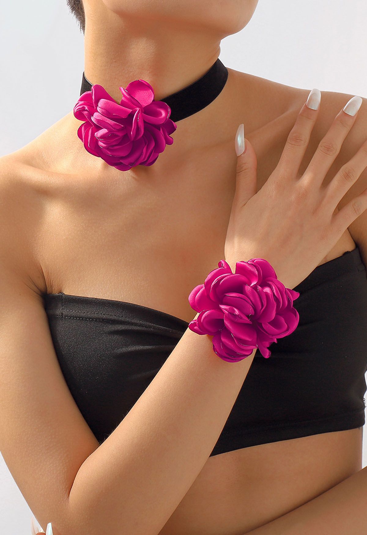 Exaggerated Romantic Rose Bracelet