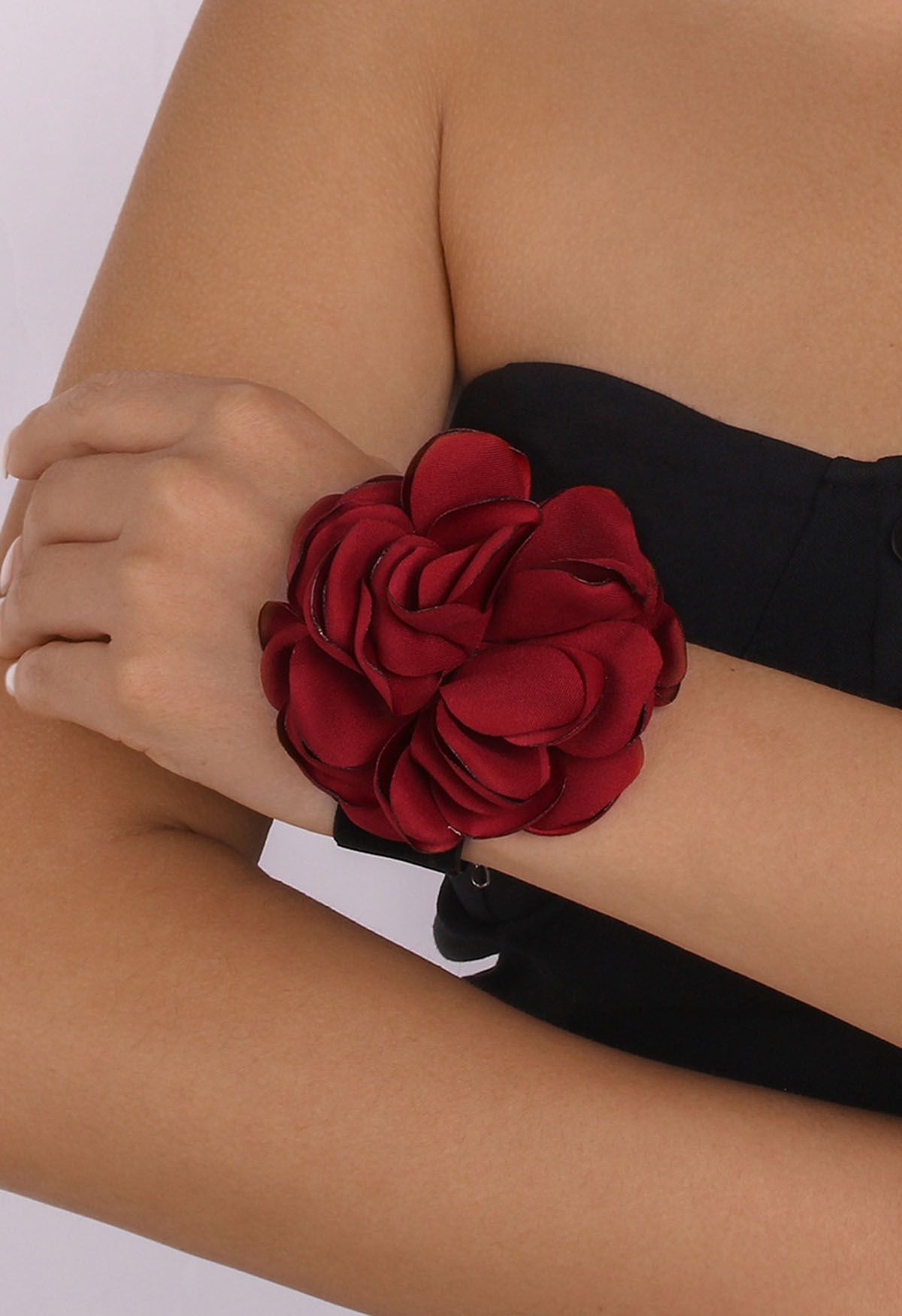 Exaggerated Romantic Rose Bracelet