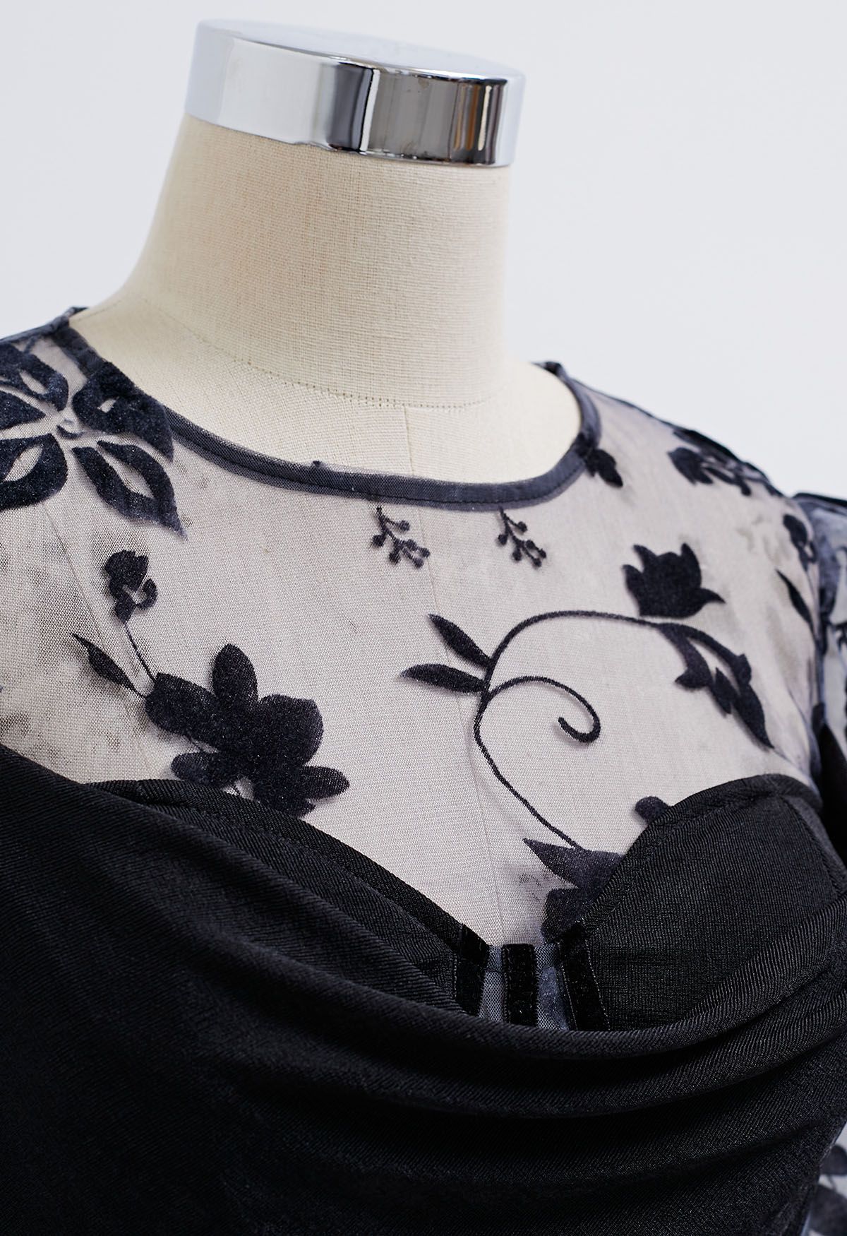 Velvet Floral Mesh Spliced Ruched Bodycon Dress in Black