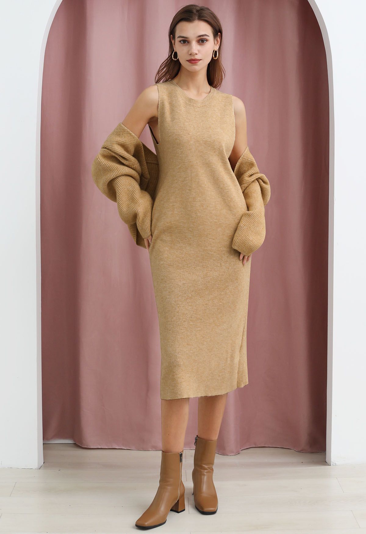 Casual Wool-Blend Sleeveless Knit Dress and Sweater Sleeve Set in Camel