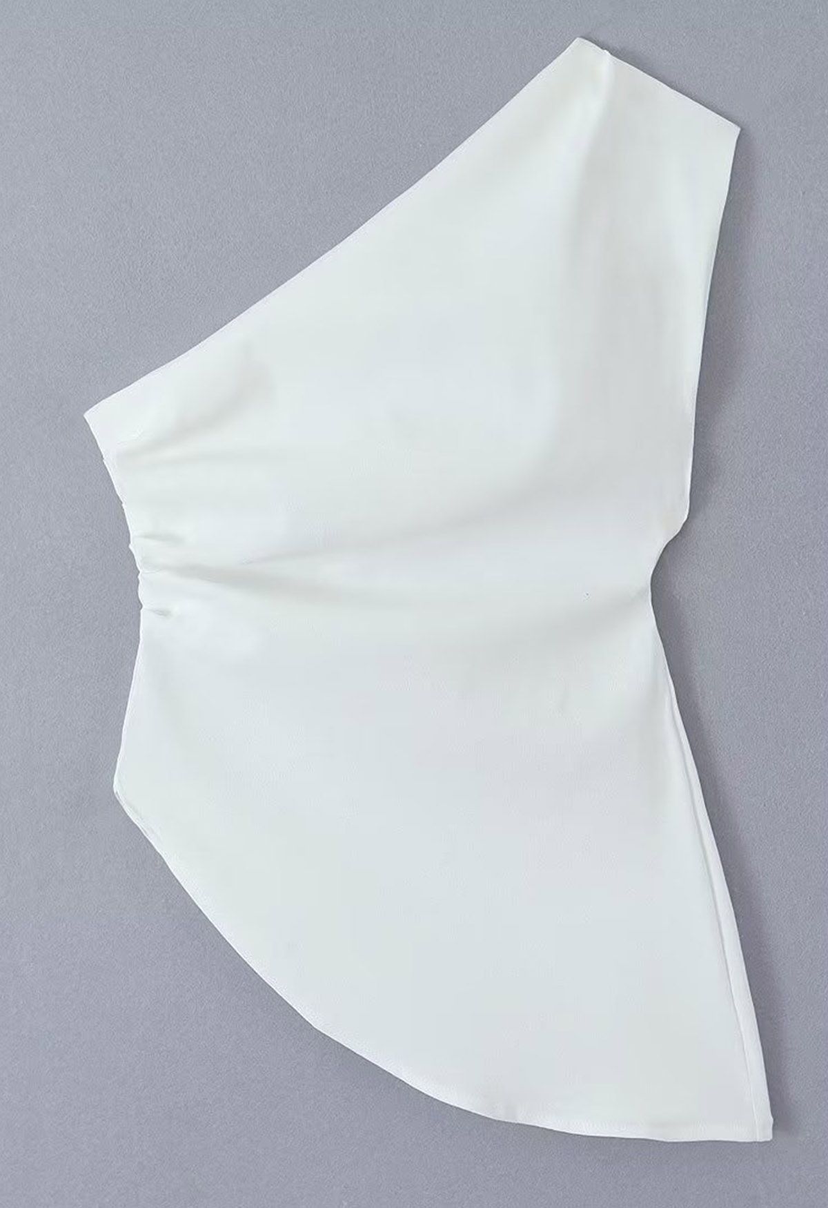 One-Shoulder Asymmetric Hem Top in White