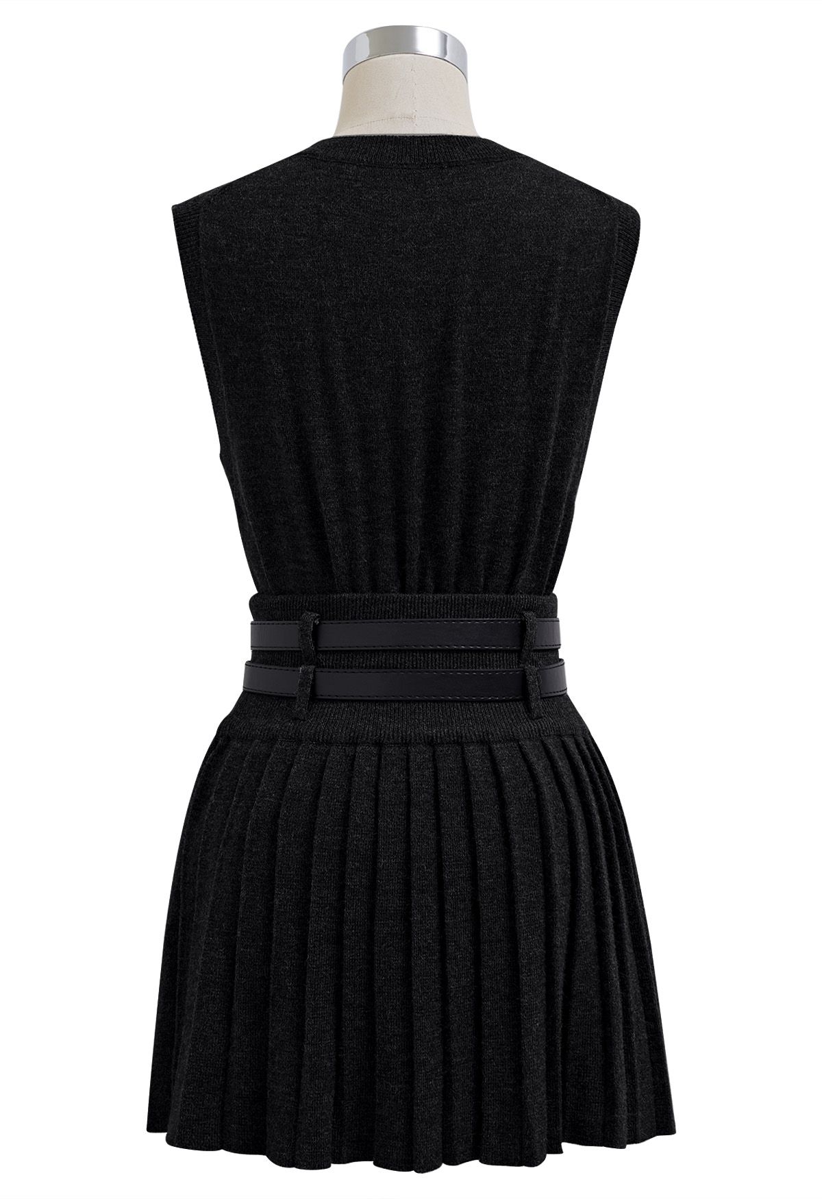 V-Neck Sleeveless Knit Top and Pleated Skirt Set in Black