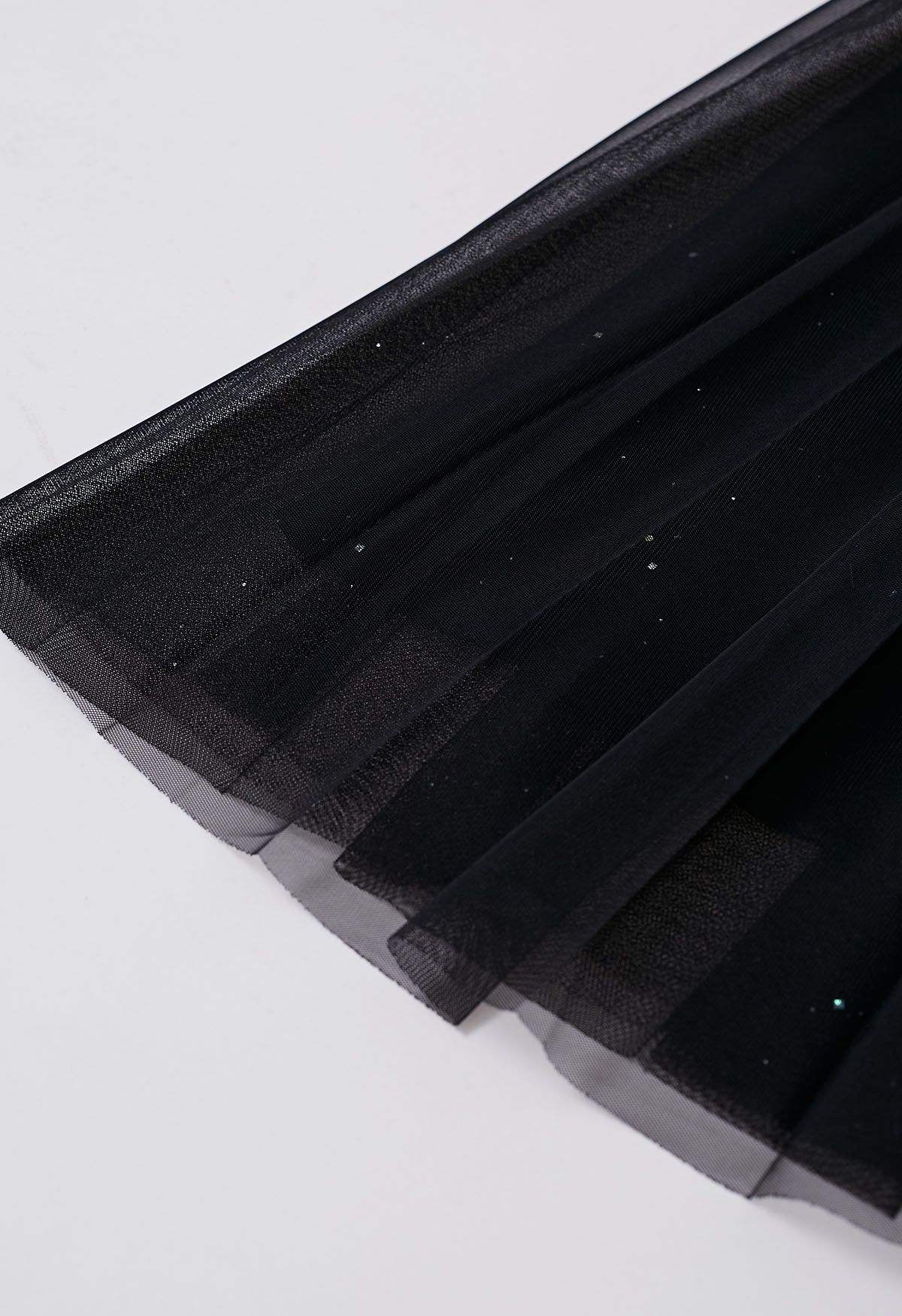 Glitter Trim Pleated Mesh Tulle Skirt in Black