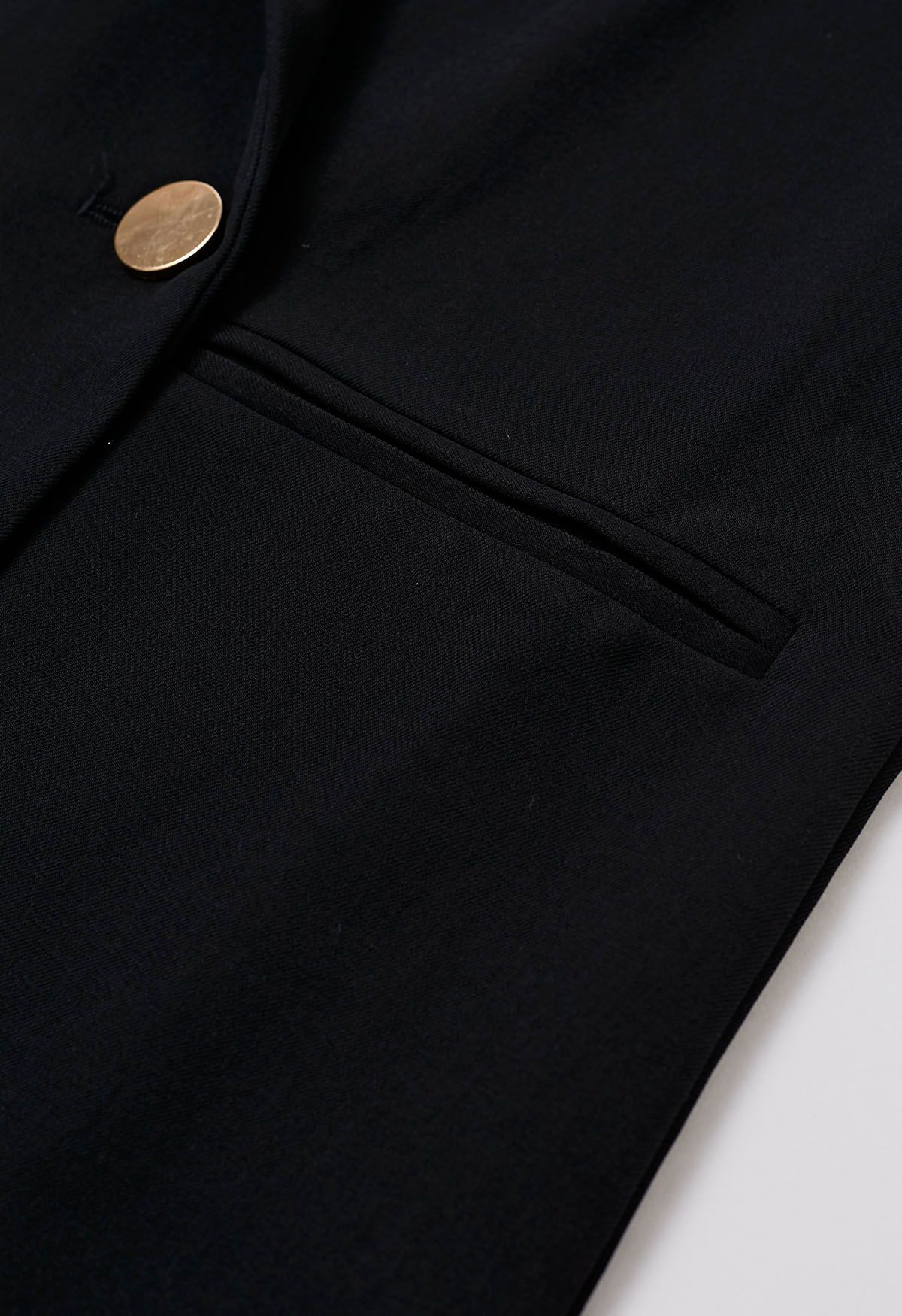 Golden Button Short-Sleeve Blazer in Black