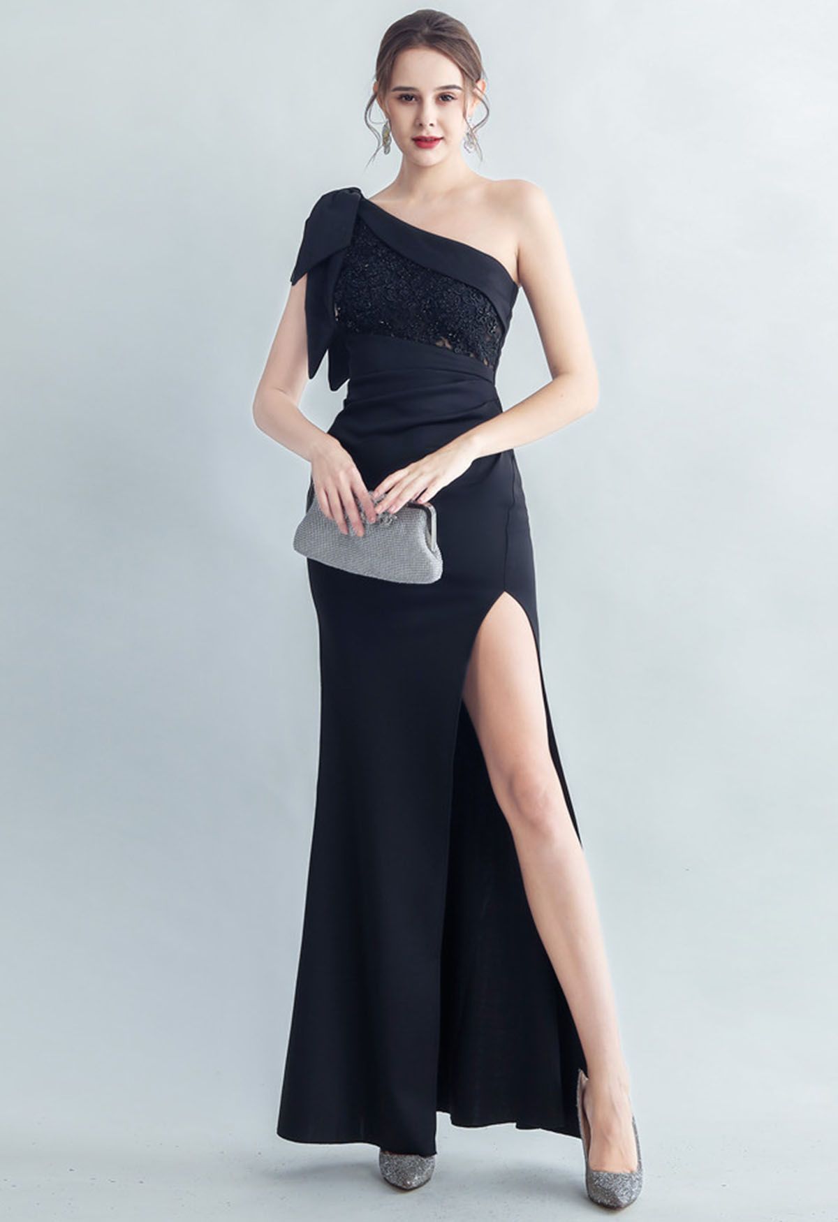 Bowknot One-Shoulder Embroidered Split Gown in Black