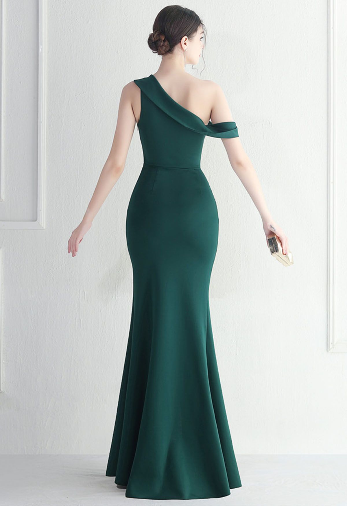 One-Shoulder Ruched Waist Split Gown in Emerald