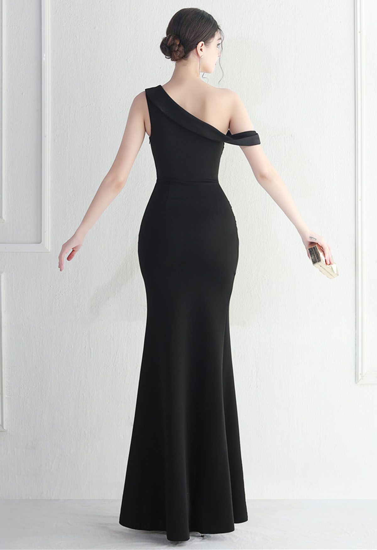 One-Shoulder Ruched Waist Split Gown in Black