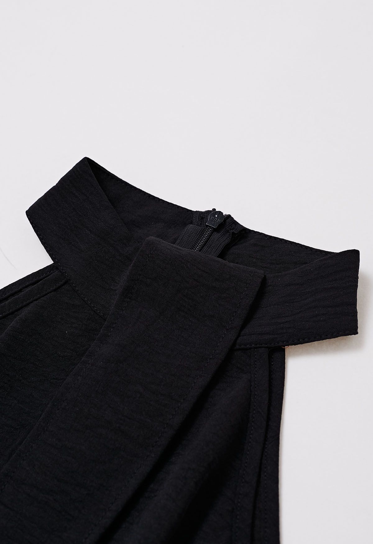 Sleek Bowknot Halter Neck Jumpsuit in Black