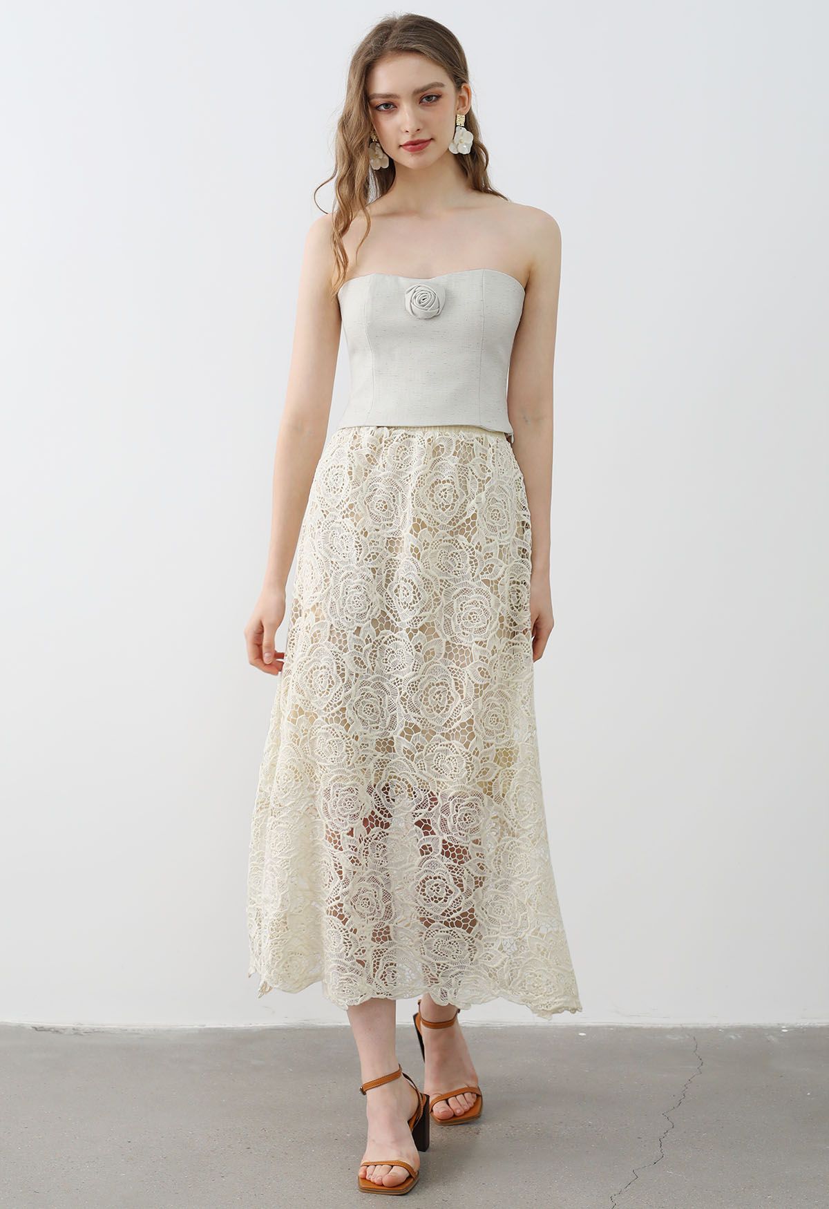 Exquisite Rose Cutwork Lace Maxi Skirt in Cream