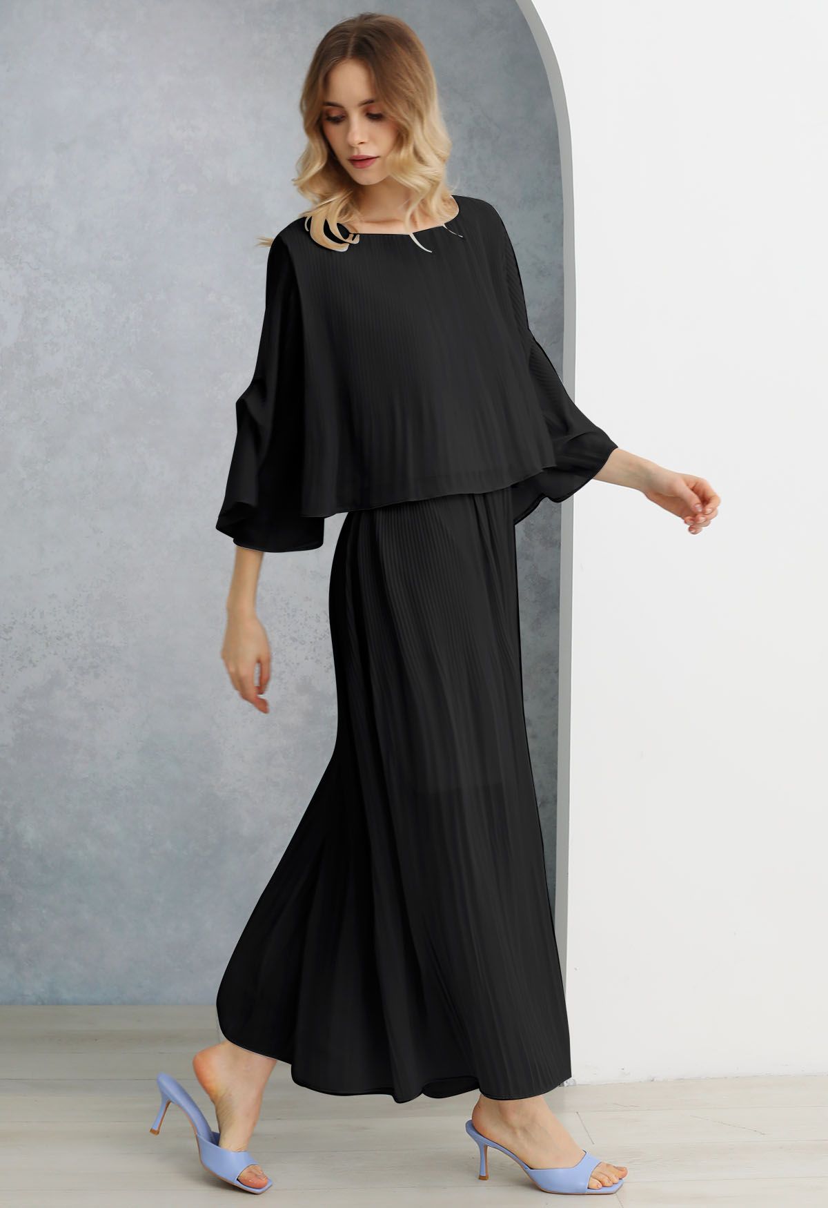 Plisse Bell Sleeves Chiffon Top and Pants Set in Black