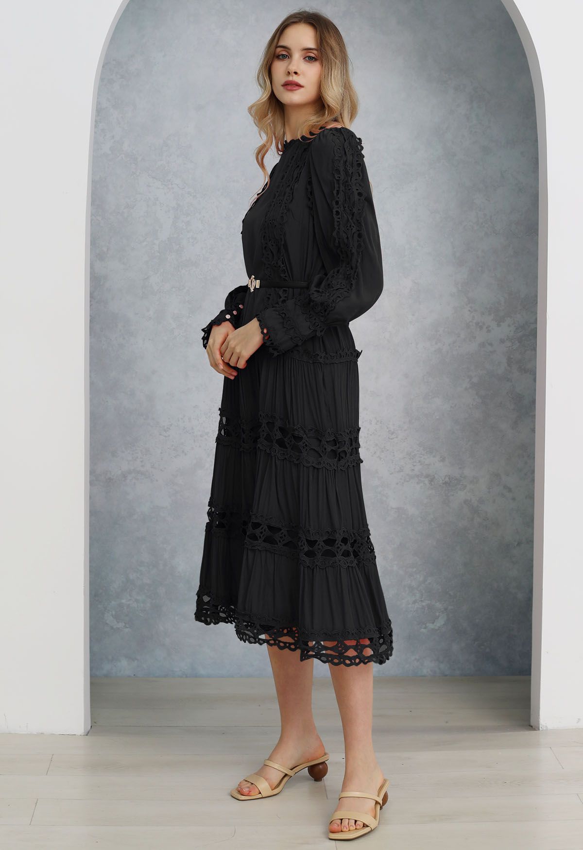 Belted Cutwork Lace Trim Bubble Sleeve Midi Dress in Black