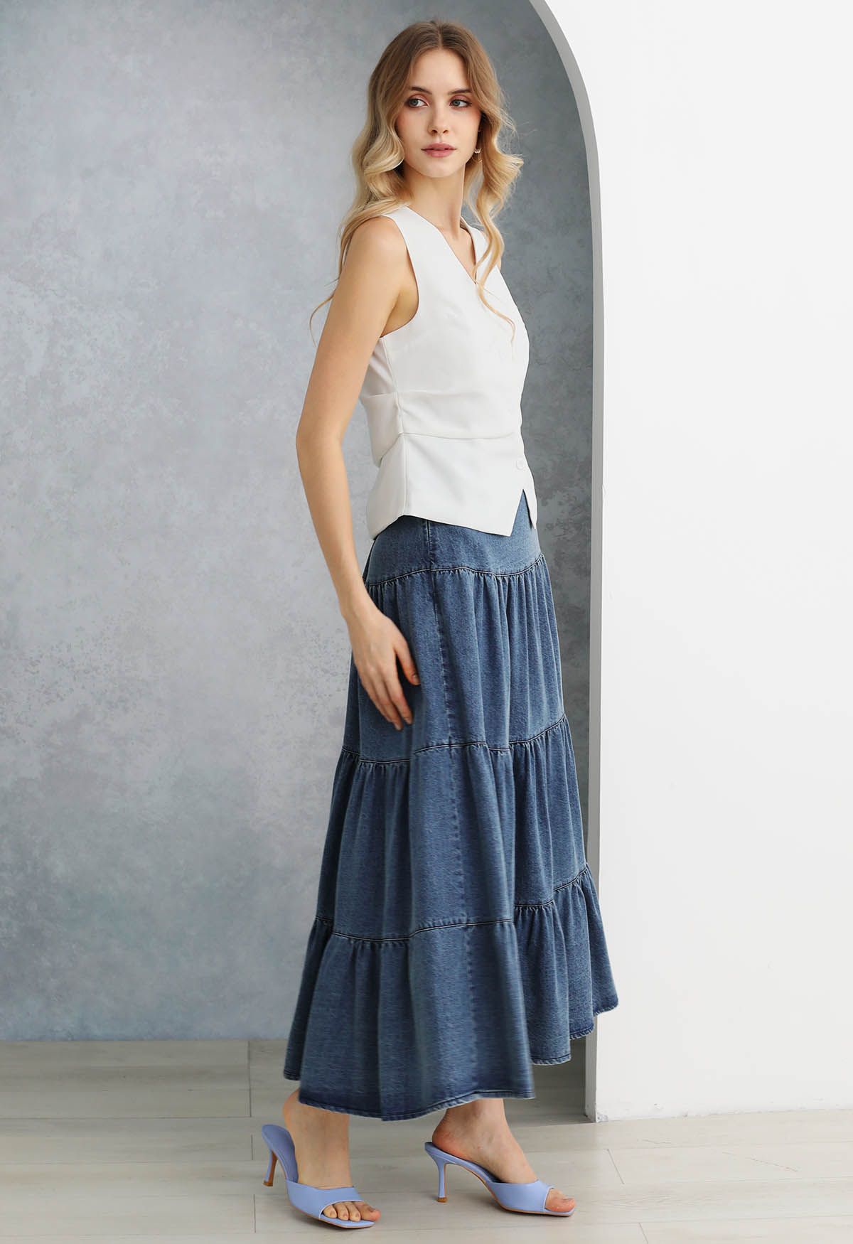 Casual Chic Blue Denim Maxi Skirt