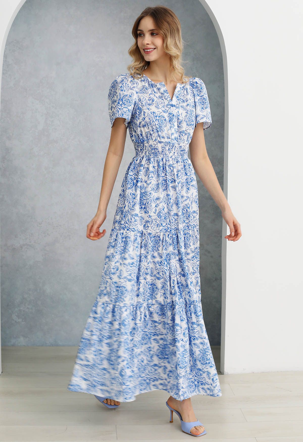 Ebullient Blue Flower Printed Maxi Dress