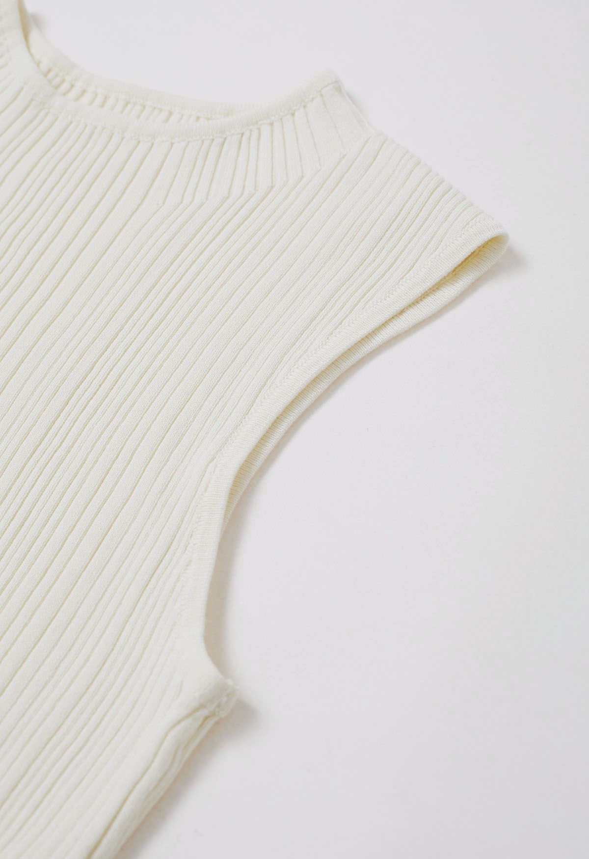 Minimalist Ribbed Texture Sleeveless Knit Top in Cream