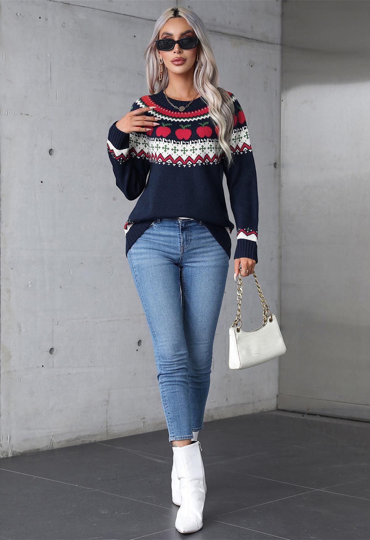 Apple Delight Long Sleeves Knit Sweater in Navy