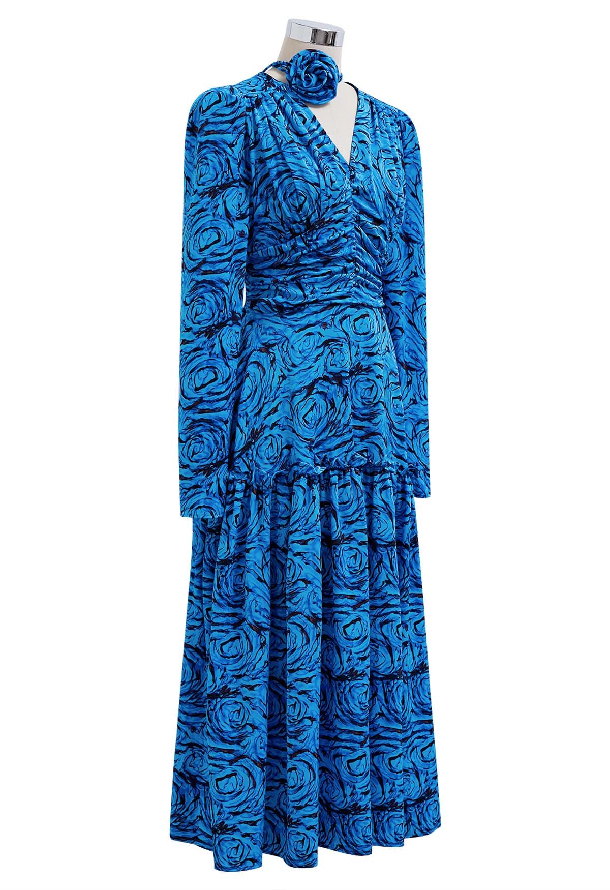 Fantastic Rose V-Neck Ruched Midi Dress with Choker in Blue