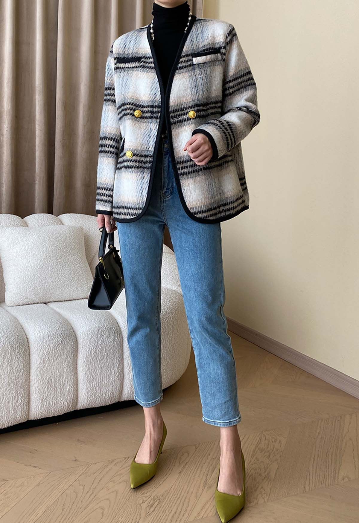 Retro Contrast Double-Breasted Fuzzy Coat in Black