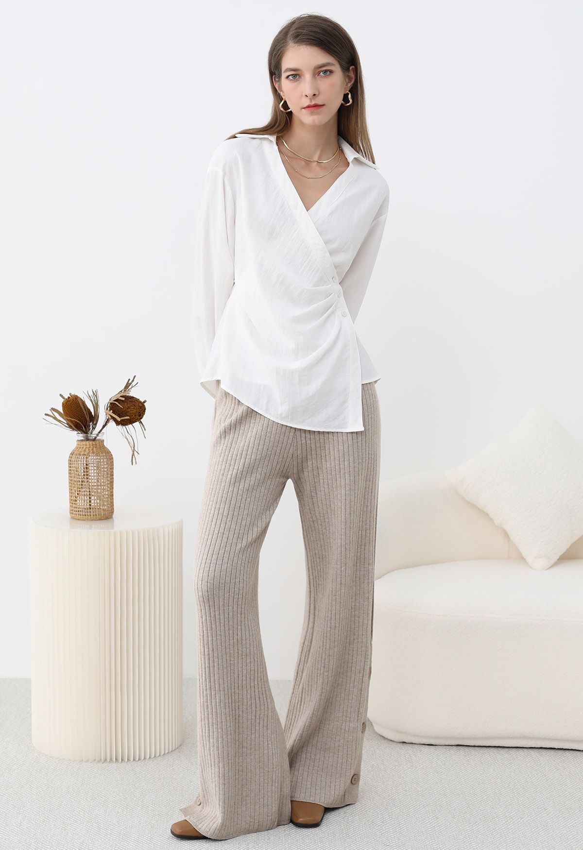 Buttoned Hem Ribbed Knit Pants in Oatmeal