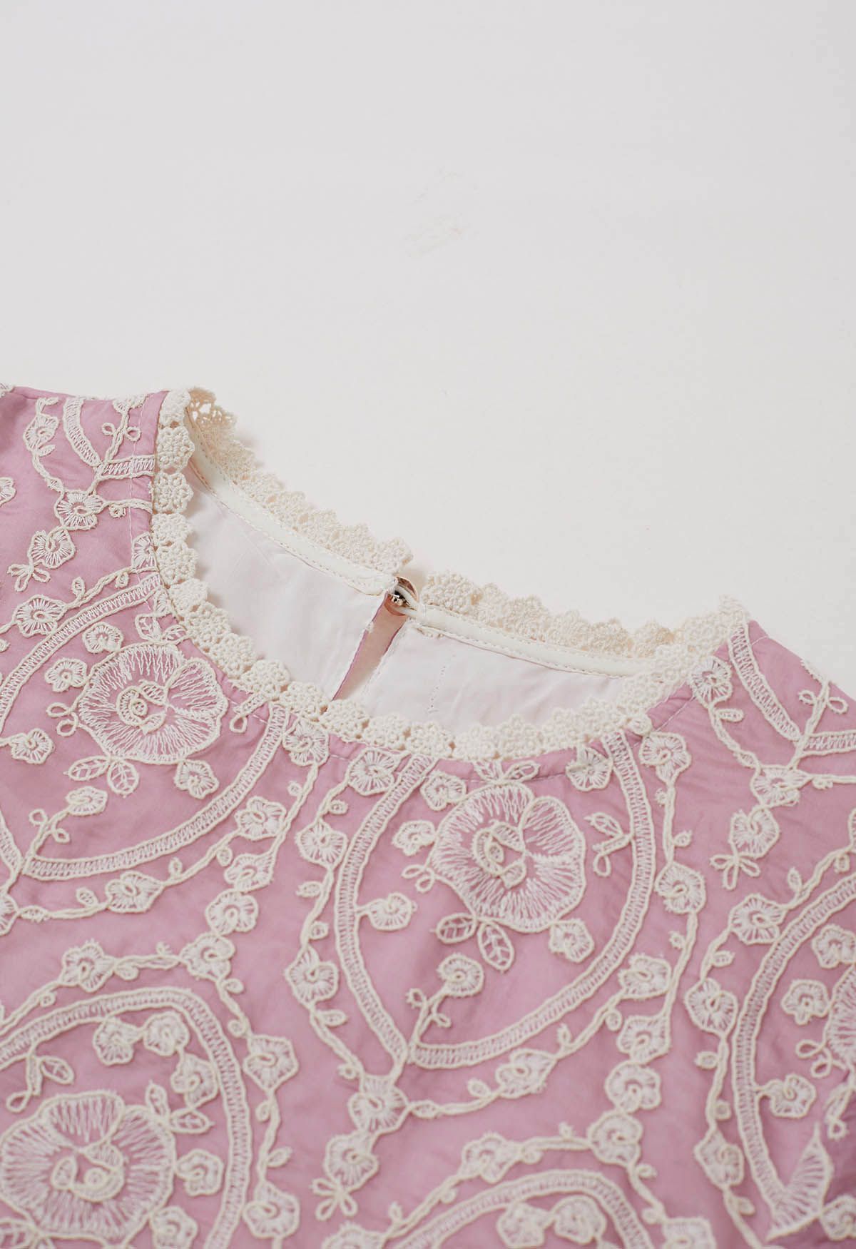 Embroidery Overlay Scalloped Long-Sleeve Top in Dusty Pink