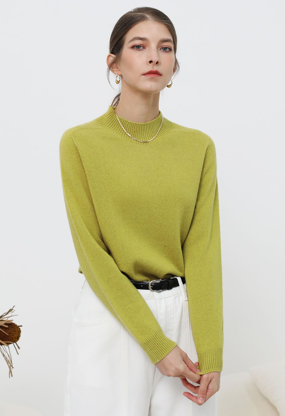 Heartwarming Mock Neck Long-Sleeve Wool Sweater in Lime