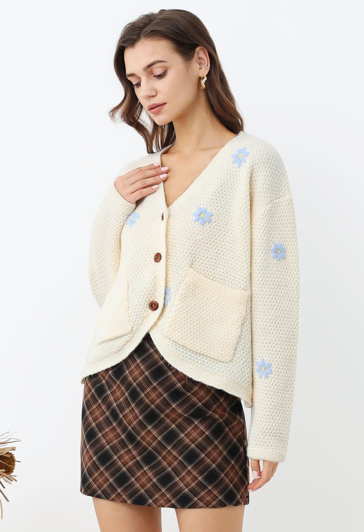 Endearing Stitch Flower Waffle Knit Cardigan in Cream