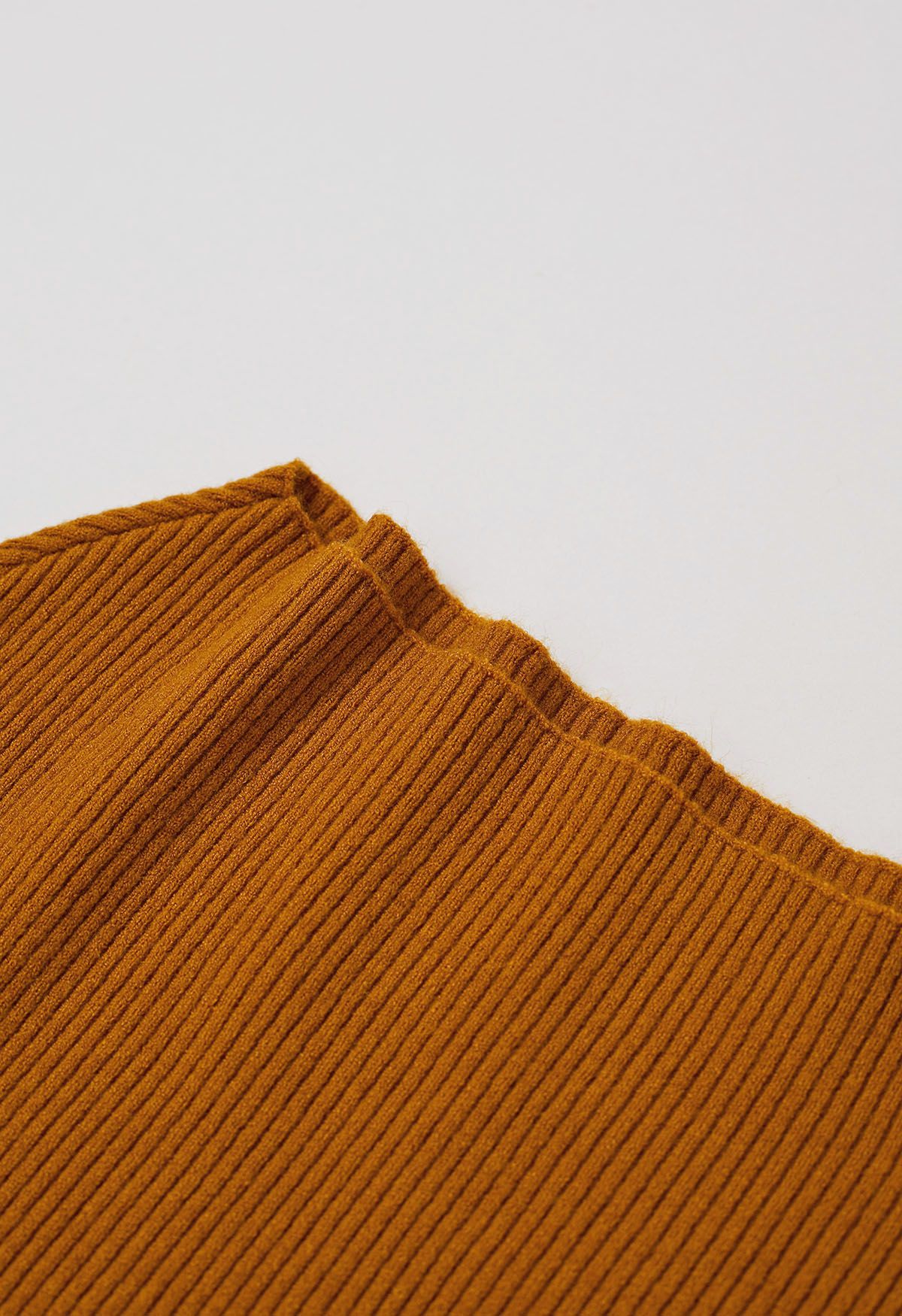 Slanted Hem Ribbed Knit Top in Pumpkin