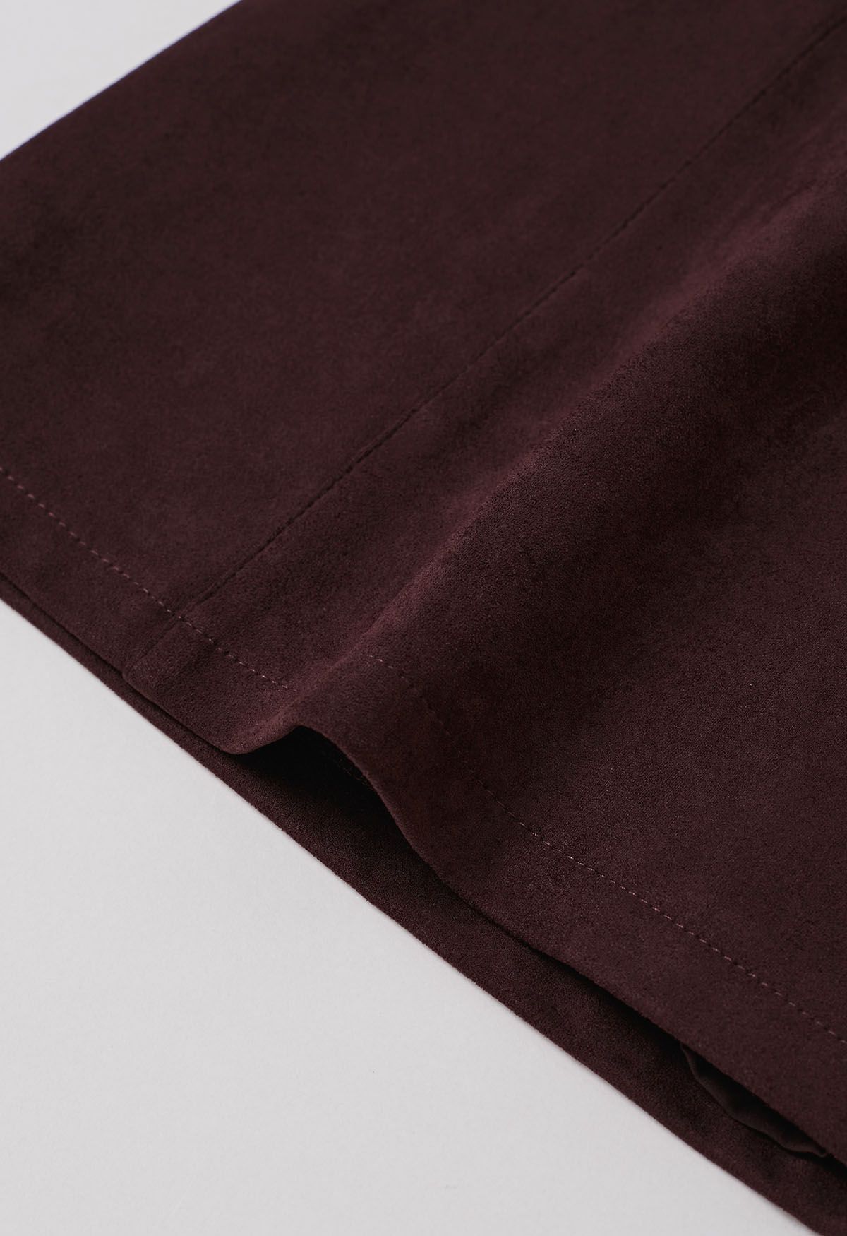 Retro Chic Faux Suede Mini Skirt in Burgundy