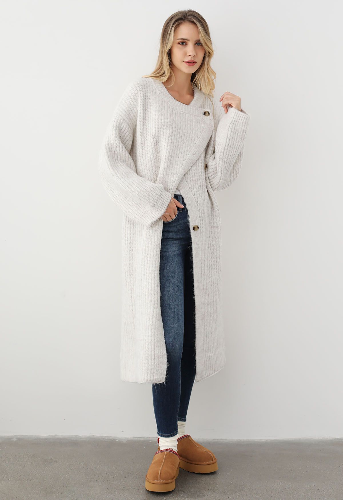 Warmth Wrapped Asymmetric Buttoned Knit Longline Cardigan in White