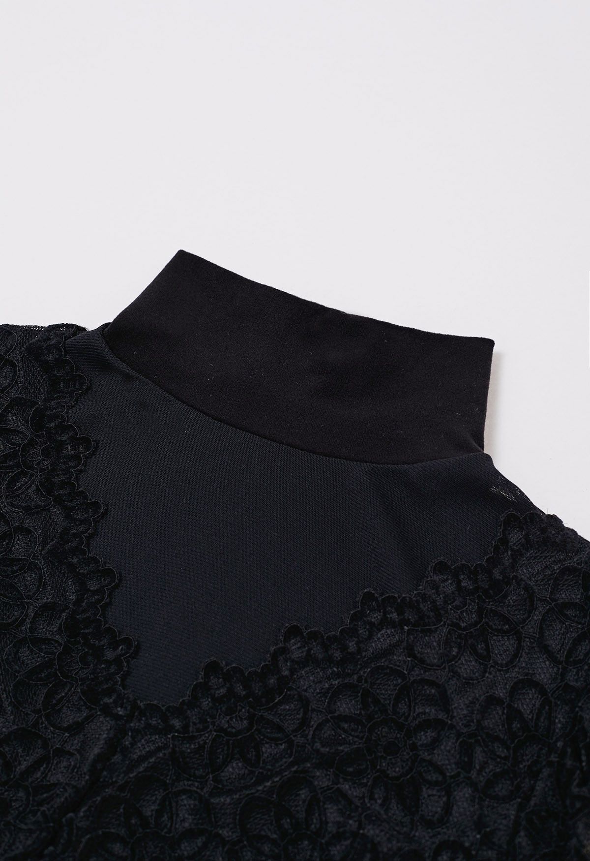 Floral Lace Panelled Velvet Fitted Top