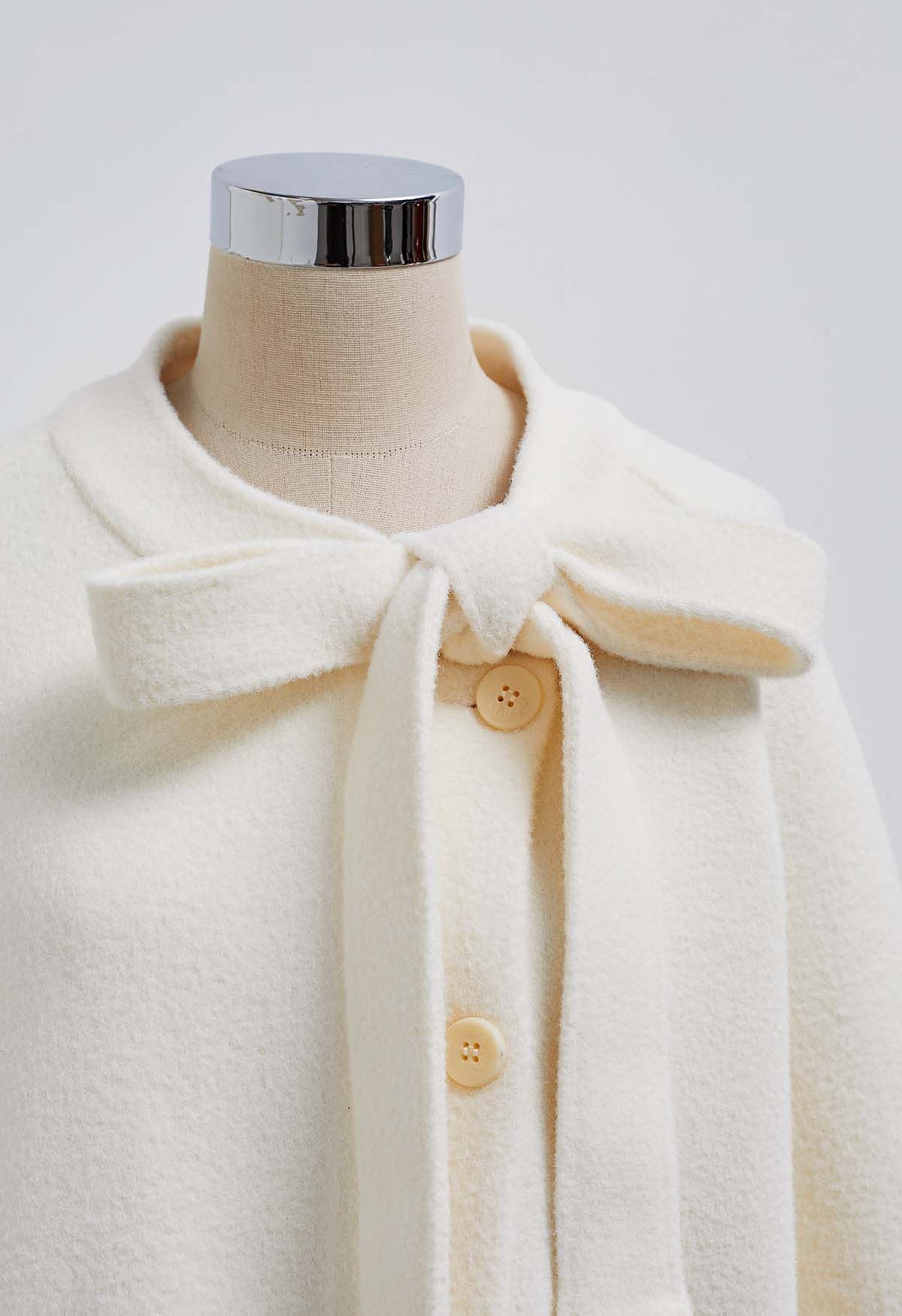 Pretty Bowknot Faux Fur Buttoned Knit Coat in Ivory