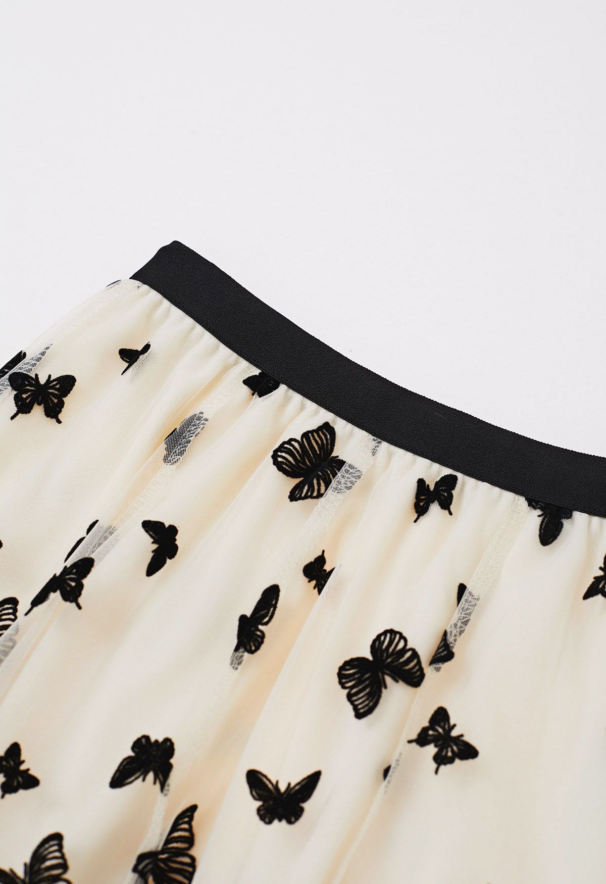 Waltzing Butterfly Mesh Tulle Midi Skirt in Ivory