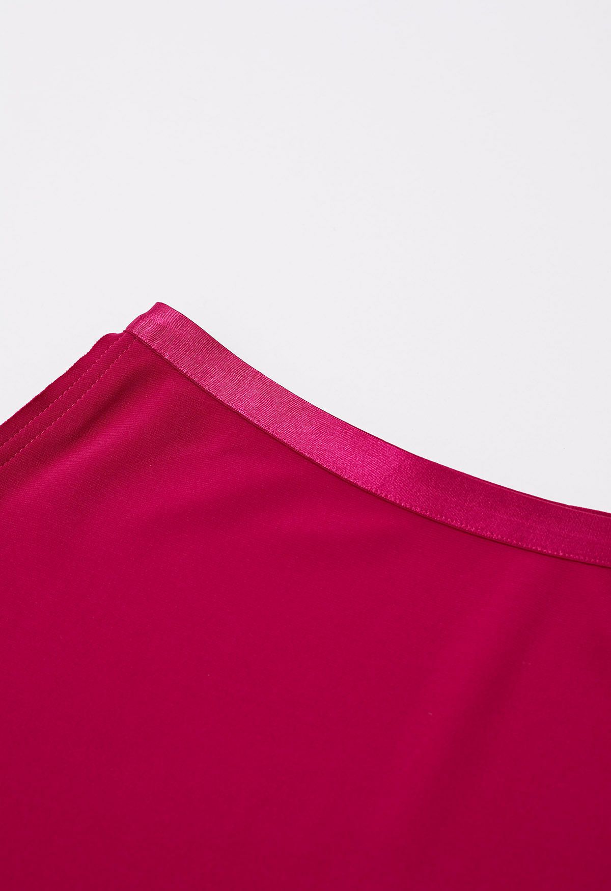 Sleeky Elastic Waist Maxi Skirt in Magenta