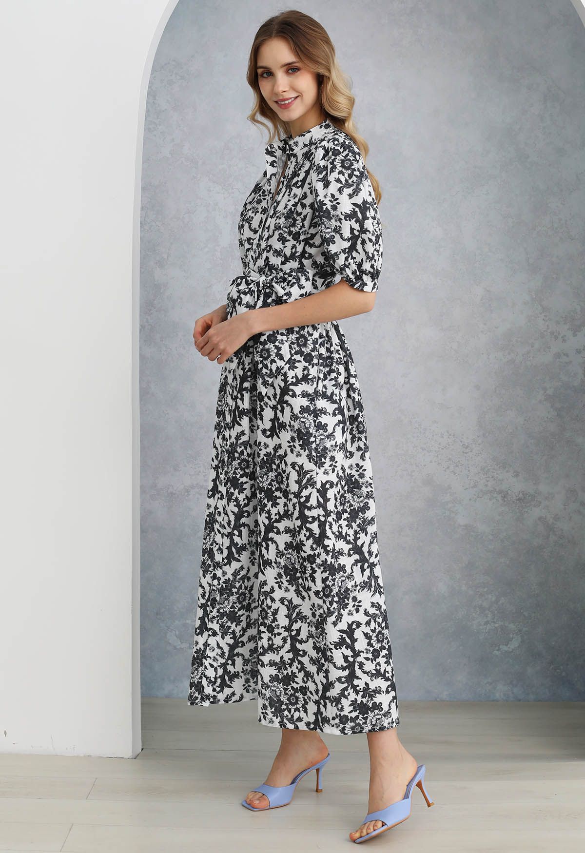 Floral Vine Printed Bubble Sleeve Buttoned Cotton Dress in Black