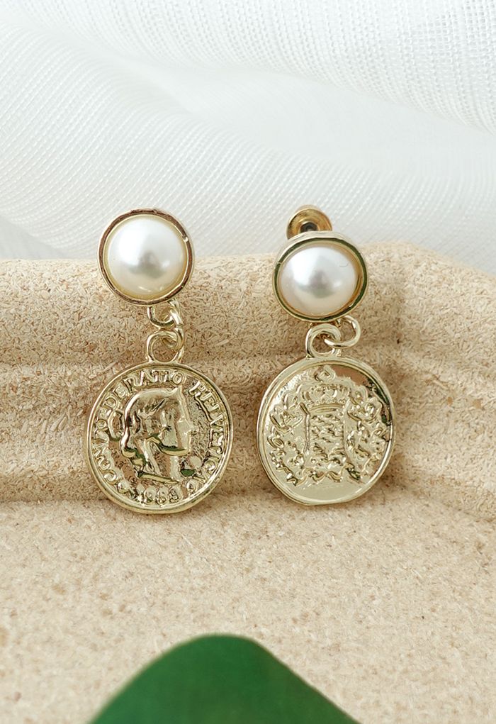 خمر الذهب عملة اللؤلؤة قطرة Eearrings