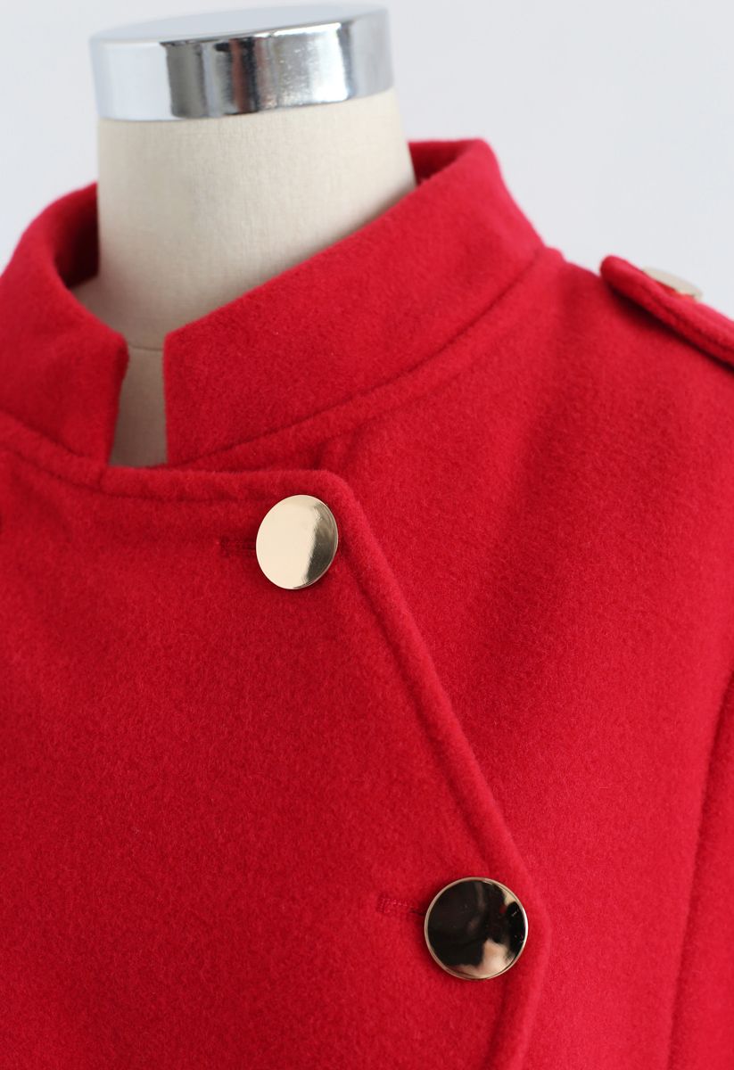 معطف كاب مزدوج الصدر باللون الأحمر