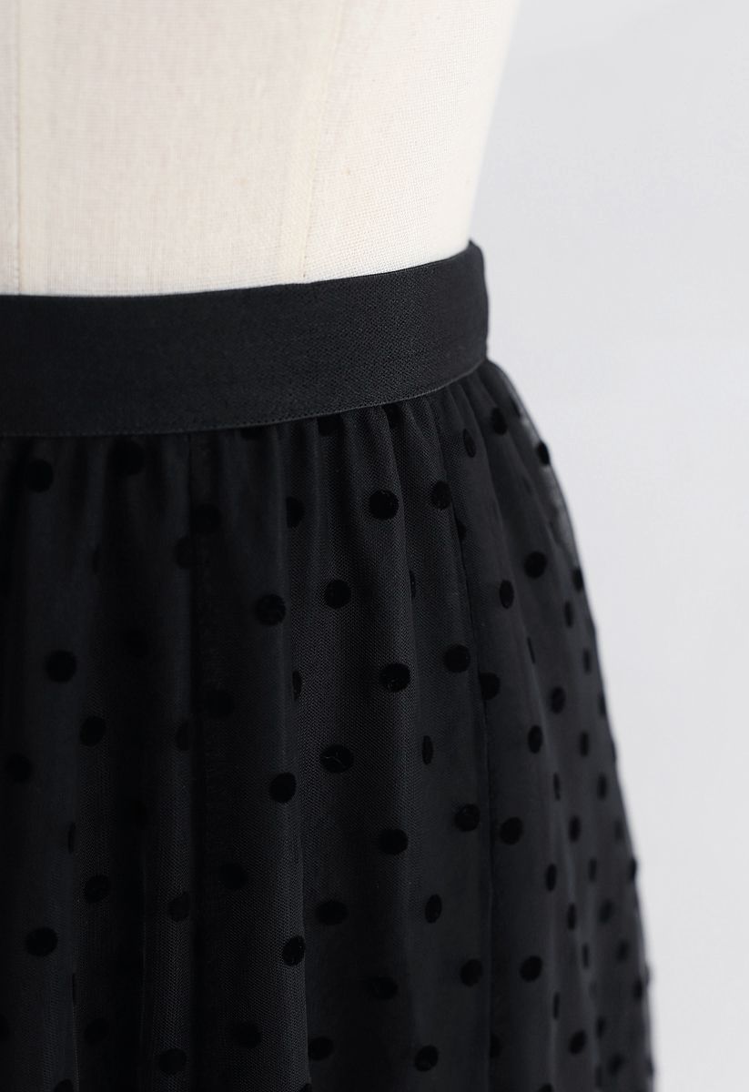 تنورة تول شبكية بطبقتين من Polka Dots كاملة باللون الأسود