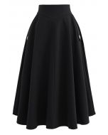 تنورة ميدي كلاسيكية بسيطة باللون الأسود